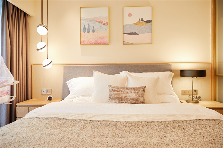 產(chǎn)后媽媽為什么掉發(fā)嚴重？產(chǎn)后脫發(fā)自救指南來啦！